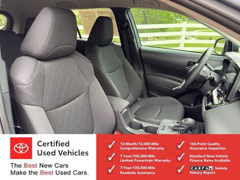 Certified 2026 Toyota Corolla Cross LE FWD image 18