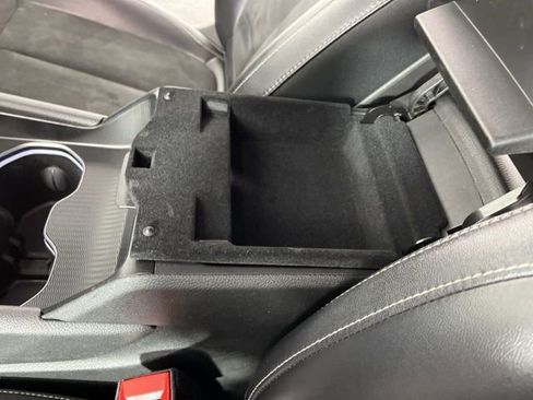 Used 2024 Jeep Grand Cherokee L Laredo image 31