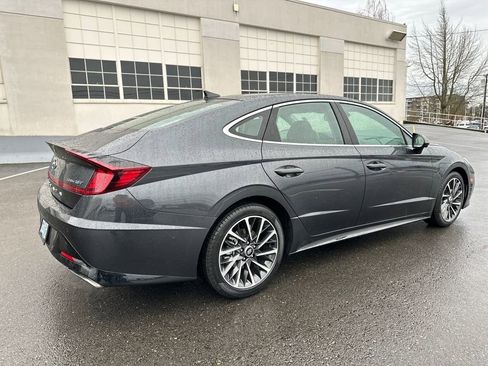 Used 2022 Hyundai Sonata Limited image 6