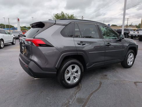 Certified 2021 Toyota RAV4 XLE w/ Convenience Package AWD/4WD image 5