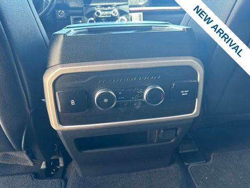 Used 2024 Ford Expedition Limited AWD/4WD image 16