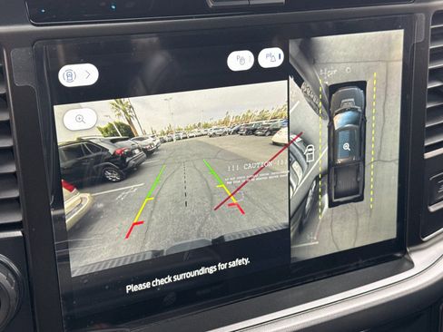 Used 2025 Ford F150 Raptor image 18