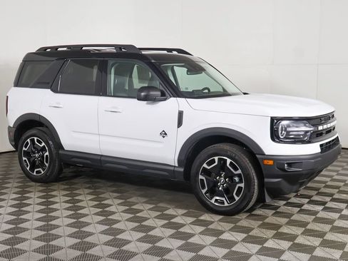 Used 2024 Ford Bronco Sport Outer Banks AWD/4WD image 13