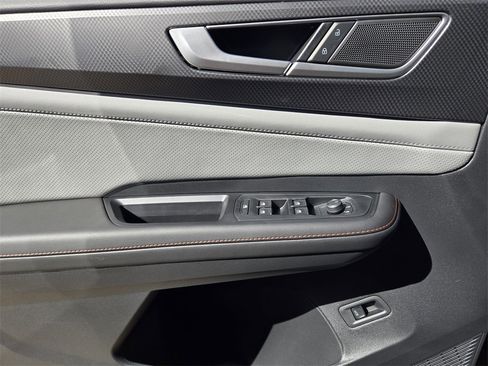 New 2026 Volkswagen Atlas Peak Edition image 18