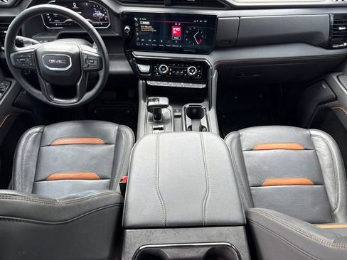 Used 2024 GMC Sierra 1500 AT4 w/ Technology Package image 12