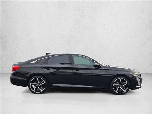 Used 2020 Honda Accord Sport image 4