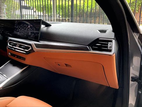 Used 2023 BMW i4 eDrive35 w/ Premium Package RWD image 18
