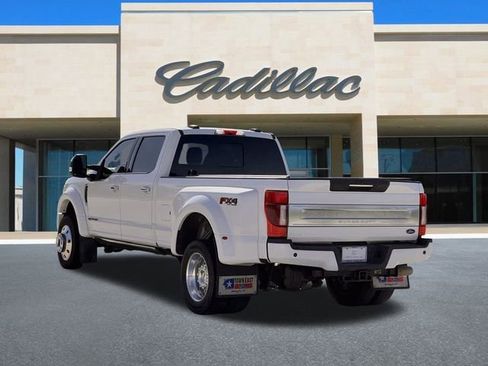 Used 2022 Ford F450 Platinum w/ FX4 Off-Road Package image 8