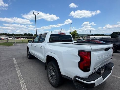 Used 2023 Chevrolet Colorado LT RWD image 3
