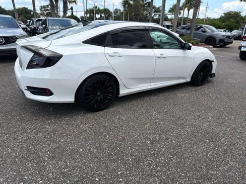 Used 2018 Honda Civic EX image 15