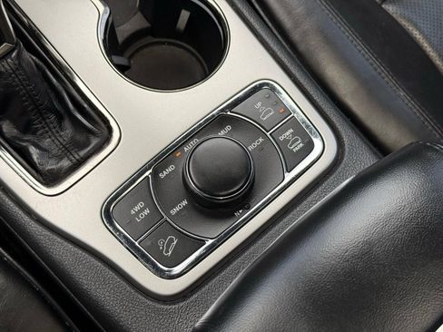 Used 2018 Jeep Grand Cherokee High Altitude AWD/4WD image 59