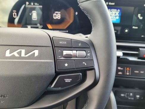 Certified 2026 Kia Sportage EX AWD/4WD image 24