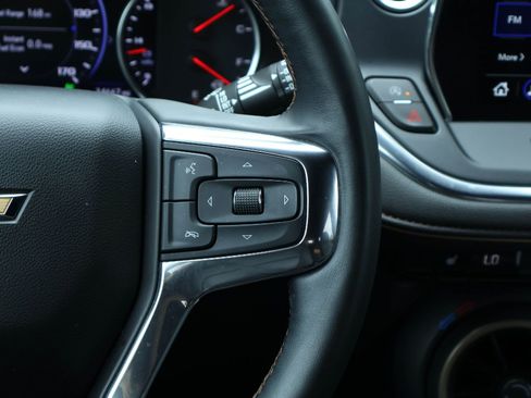 Used 2023 Chevrolet Blazer Premier FWD image 23