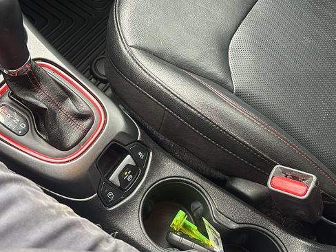 Used 2019 Jeep Compass Trailhawk w/ Leather Interior Group image 21