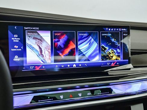 New 2026 BMW 740i w/ Premium Package image 29