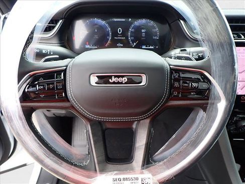 New 2025 Jeep Grand Cherokee Overland w/ Trailer Tow Package image 16