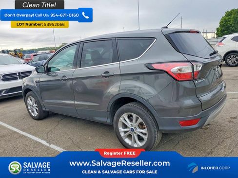 Used 2017 Ford Escape SE AWD/4WD image 3