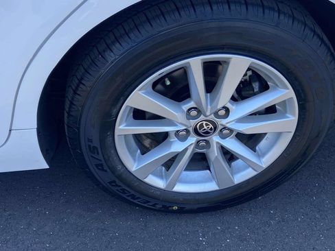 Used 2025 Toyota Camry LE FWD image 9