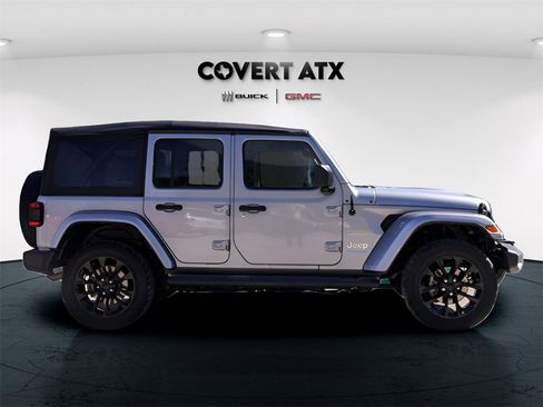 Used 2021 Jeep Wrangler Unlimited Sahara w/ Cold Weather Group image 8