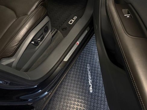 Used 2019 Audi Q8 Prestige w/ Luxury Package AWD/4WD image 48