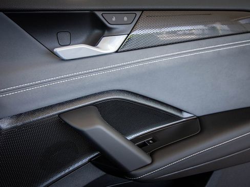 New 2026 Volkswagen Tiguan SE R-Line image 22