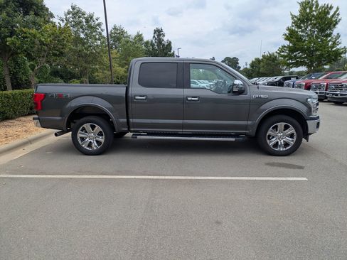 Used 2018 Ford F150 Lariat w/ Equipment Group 502A Luxury AWD/4WD image 3