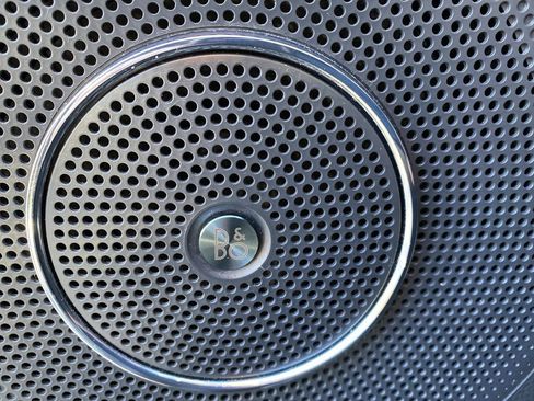 Certified 2023 Ford Expedition Limited image 29