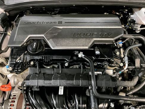 Used 2023 Hyundai Elantra Limited FWD image 33
