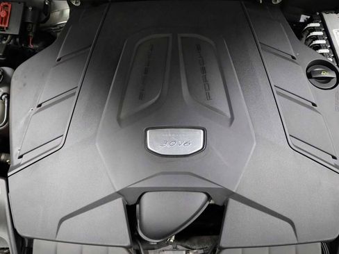 Used 2019 Porsche Cayenne AWD/4WD image 42