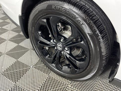 Used 2025 Honda Accord SE image 13