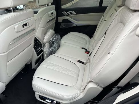 New 2027 BMW X7 M60i AWD/4WD image 8
