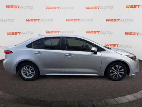 Used 2021 Toyota Corolla LE FWD image 6