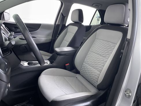 Used 2019 Chevrolet Equinox LT AWD/4WD image 12