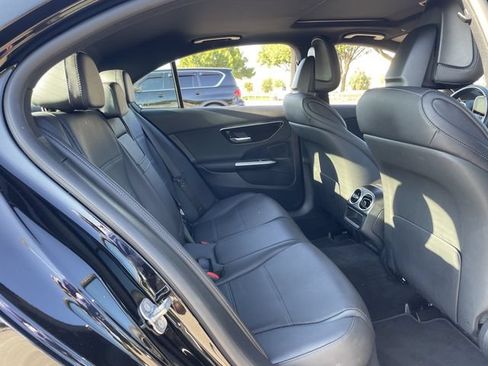 Used 2025 Mercedes-Benz C 300 Sedan image 25