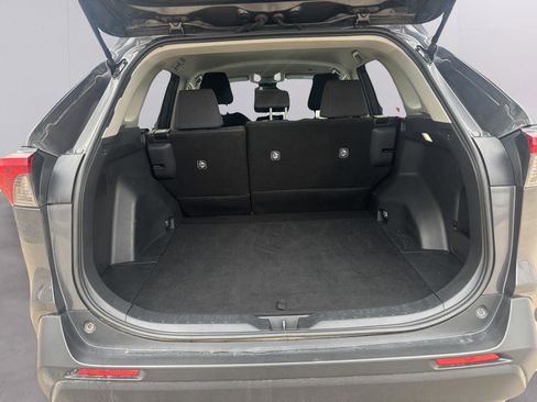 Used 2024 Toyota RAV4 LE image 9