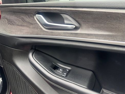 Used 2024 Jeep Grand Cherokee L Limited w/ Luxury Tech Group II image 54