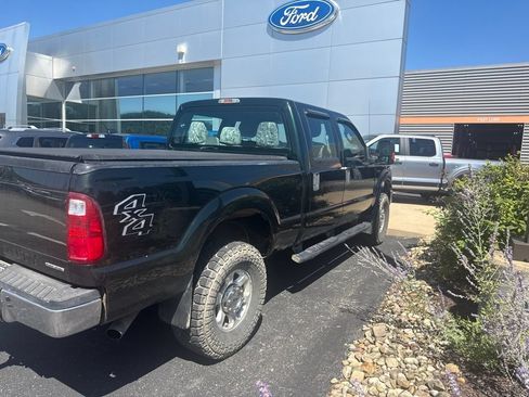 Used 2015 Ford F250 XL w/ Power Equipment Group AWD/4WD image 7