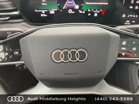 Used 2025 Audi Q5 Premium w/ Convenience Package AWD/4WD image 42