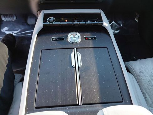 New 2025 Lincoln Navigator L Black Label image 15