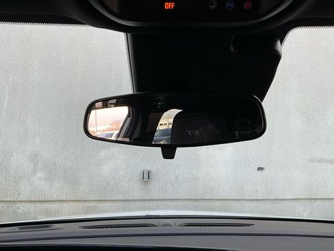 Used 2025 Buick Envista Sport Touring image 17