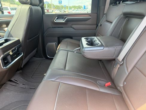 Used 2025 GMC Sierra 2500 Denali w/ Denali Reserve Package AWD/4WD image 21