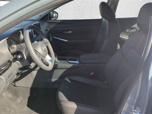New 2025 Nissan Sentra SR w/ SR Premium Package FWD image 14