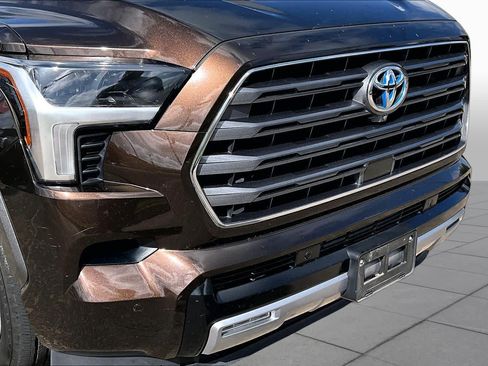 Used 2023 Toyota Sequoia Limited AWD/4WD image 30