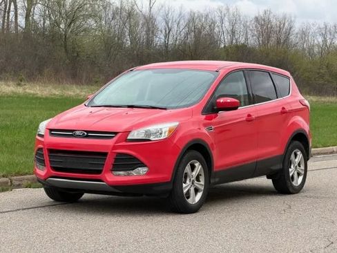 Used 2015 Ford Escape SE AWD/4WD image 5