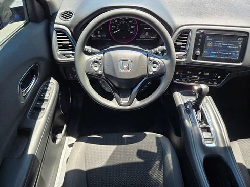 Used 2022 Honda HR-V EX image 11