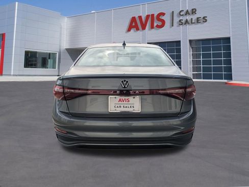 Used 2025 Volkswagen Jetta Sport FWD image 7