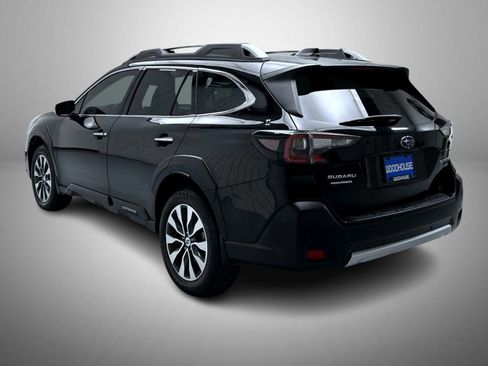 Used 2023 Subaru Outback Touring XT AWD/4WD image 7