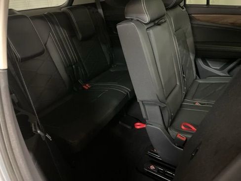 Certified 2026 Volkswagen Atlas SE w/ Panoramic Sunroof Package AWD/4WD image 8