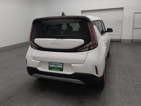 Used 2025 Kia Soul LX image 7