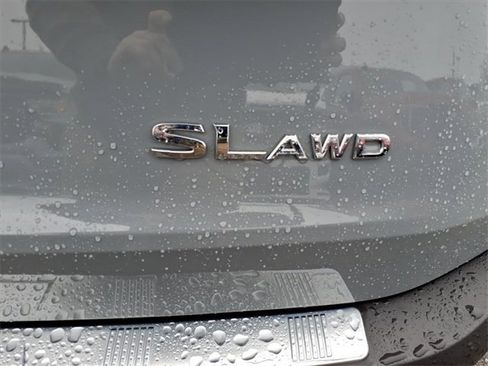 Used 2023 Nissan Rogue SL w/ SL Premium Package image 6